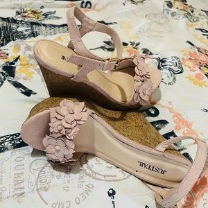 Pink suede flower just fab wedges size 9